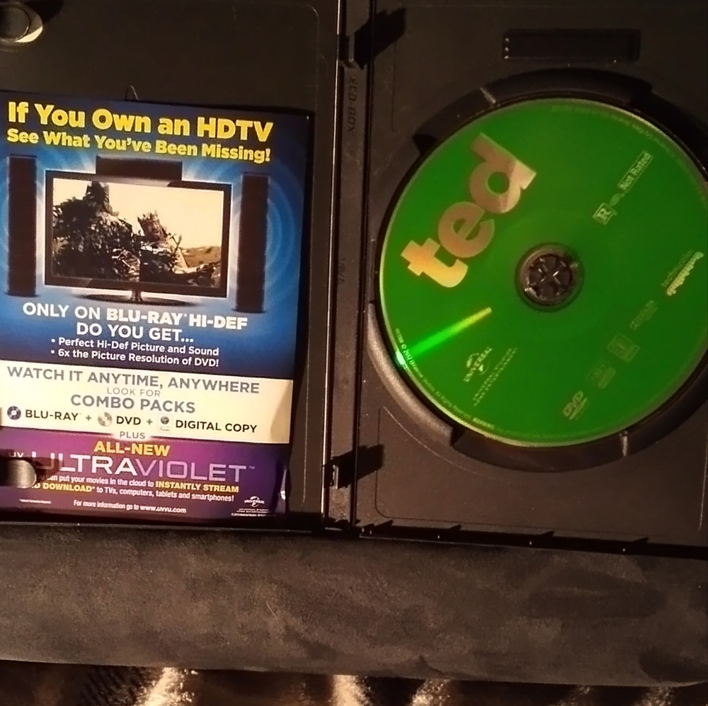 DVD:Ted Rated R And Unrated - Picture 3 of 4